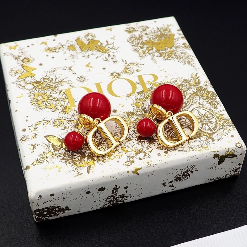 chr1st1an D10r earrings